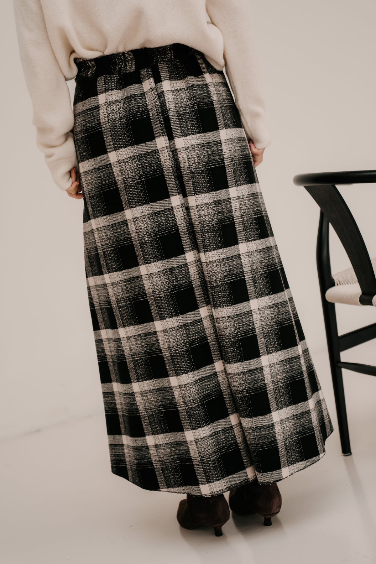 Aaltje long check skirt black