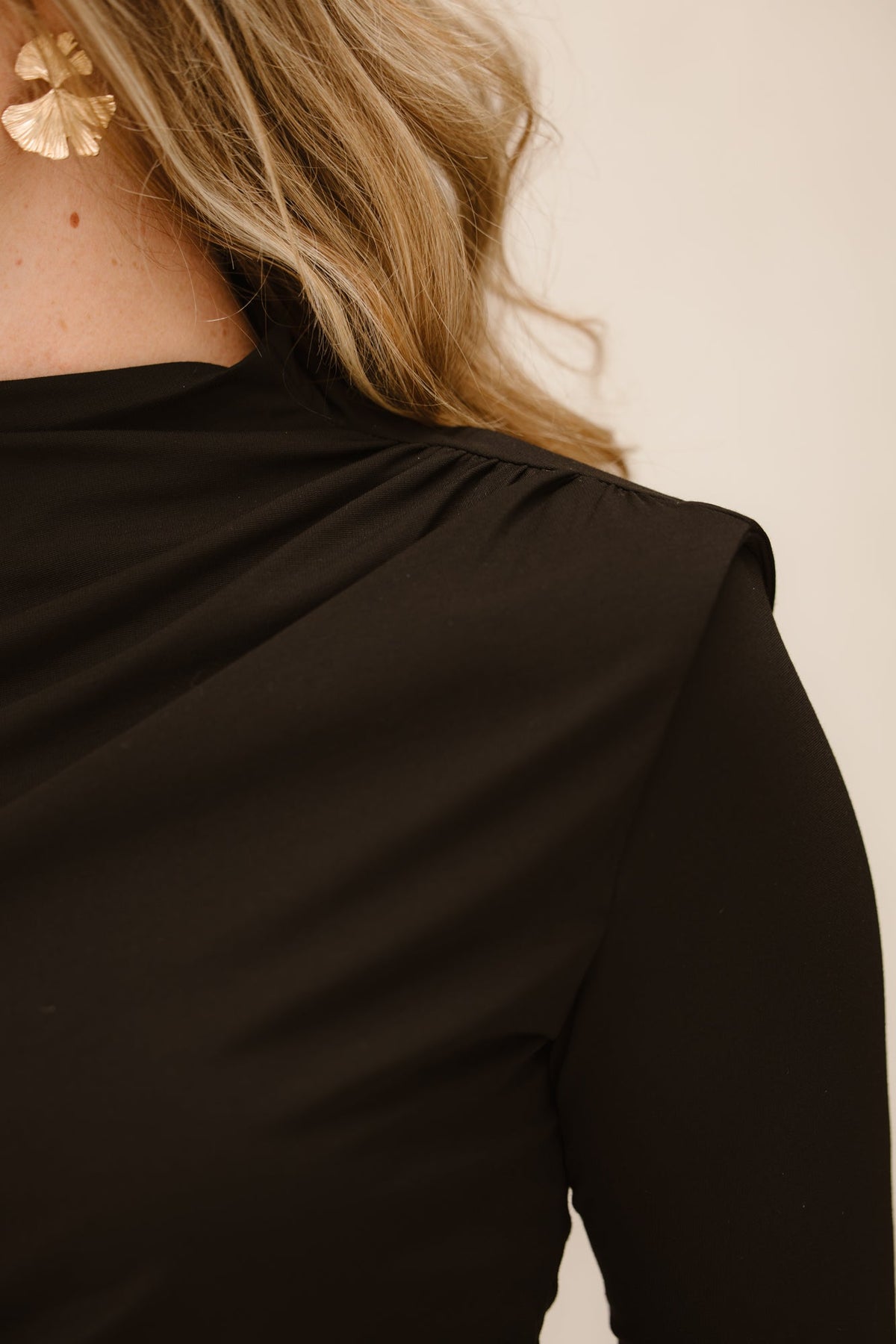 Britt dress detail black - Bij Keesje - Maere