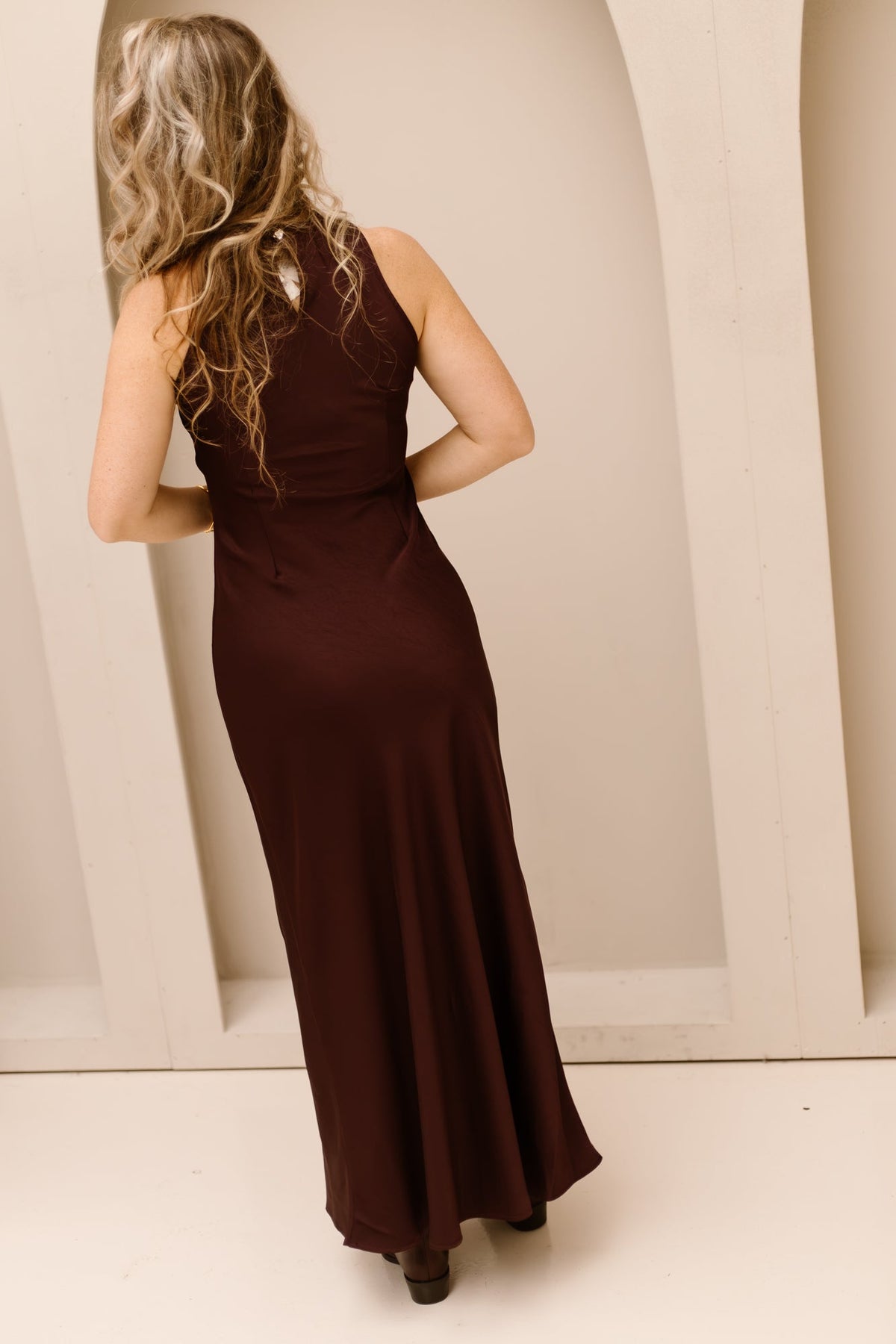 Celinie Heavy sateen dress burgundy - Bij Keesje - Neo Noir - Jurk