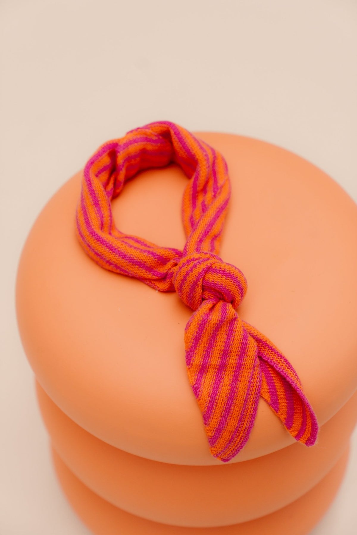 Kaia sjaal streep oranje fuchsia - Bij Keesje - Bij Keesje - Sjaal