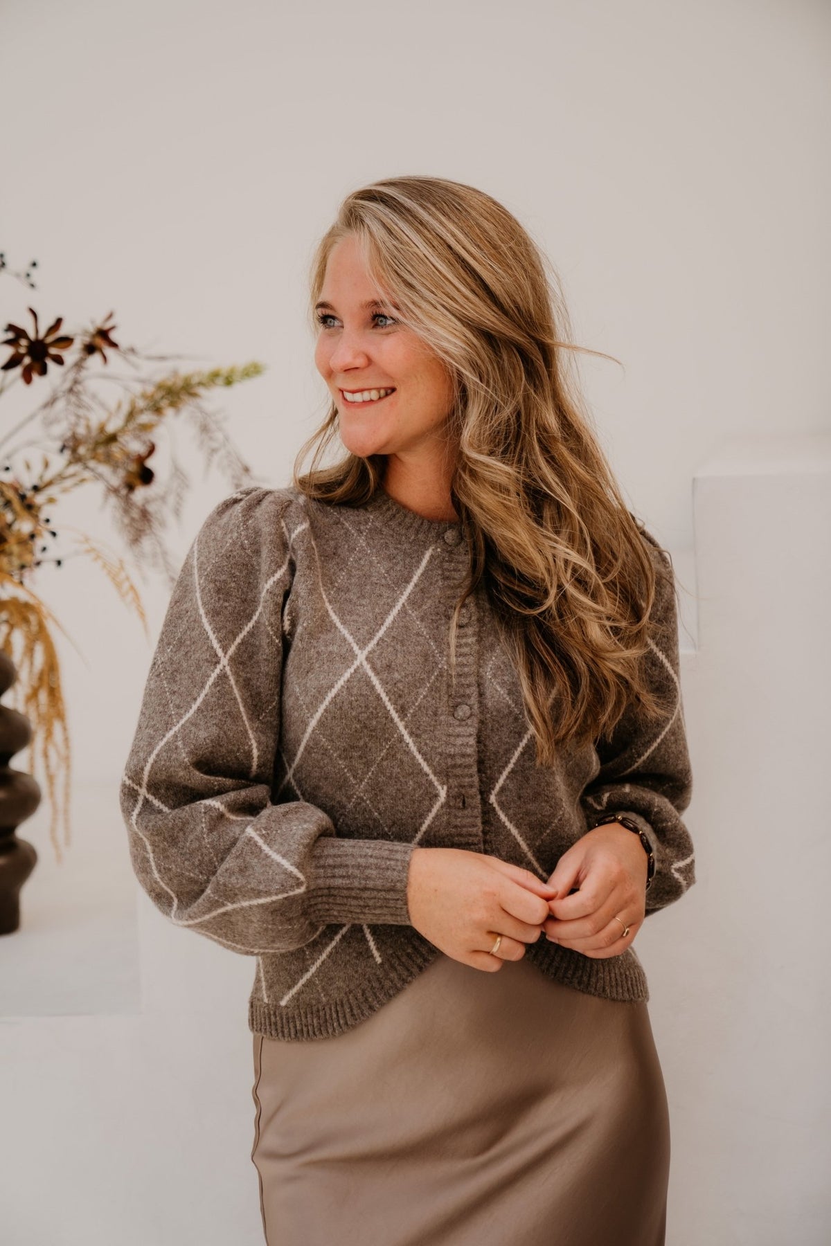 Koteas Check Knit Cardigan Taupe - Bij Keesje - Neo Noir - Trui