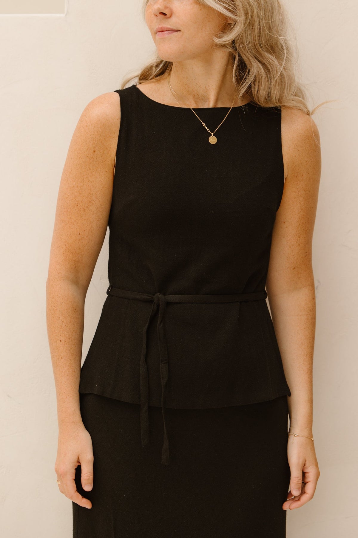 Nassa linen top black - Bij Keesje - Neo Noir
