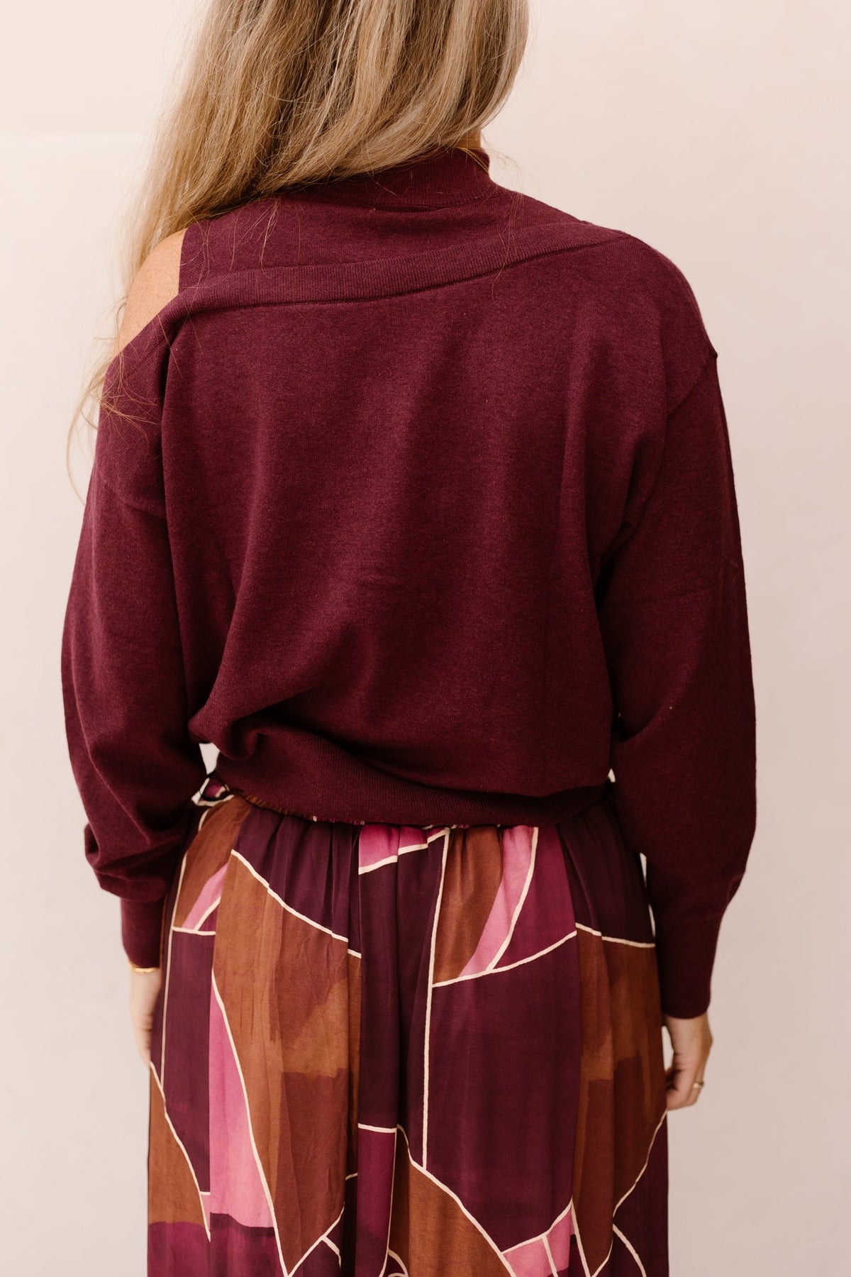 Pullover opstaande kraag / off shoulder Maroon - Bij Keesje - K-design - Top