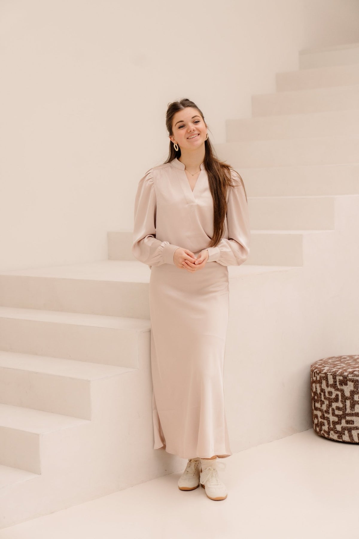 Rosslyn heavy sateen champagne - Bij Keesje - Neo Noir - Blouse