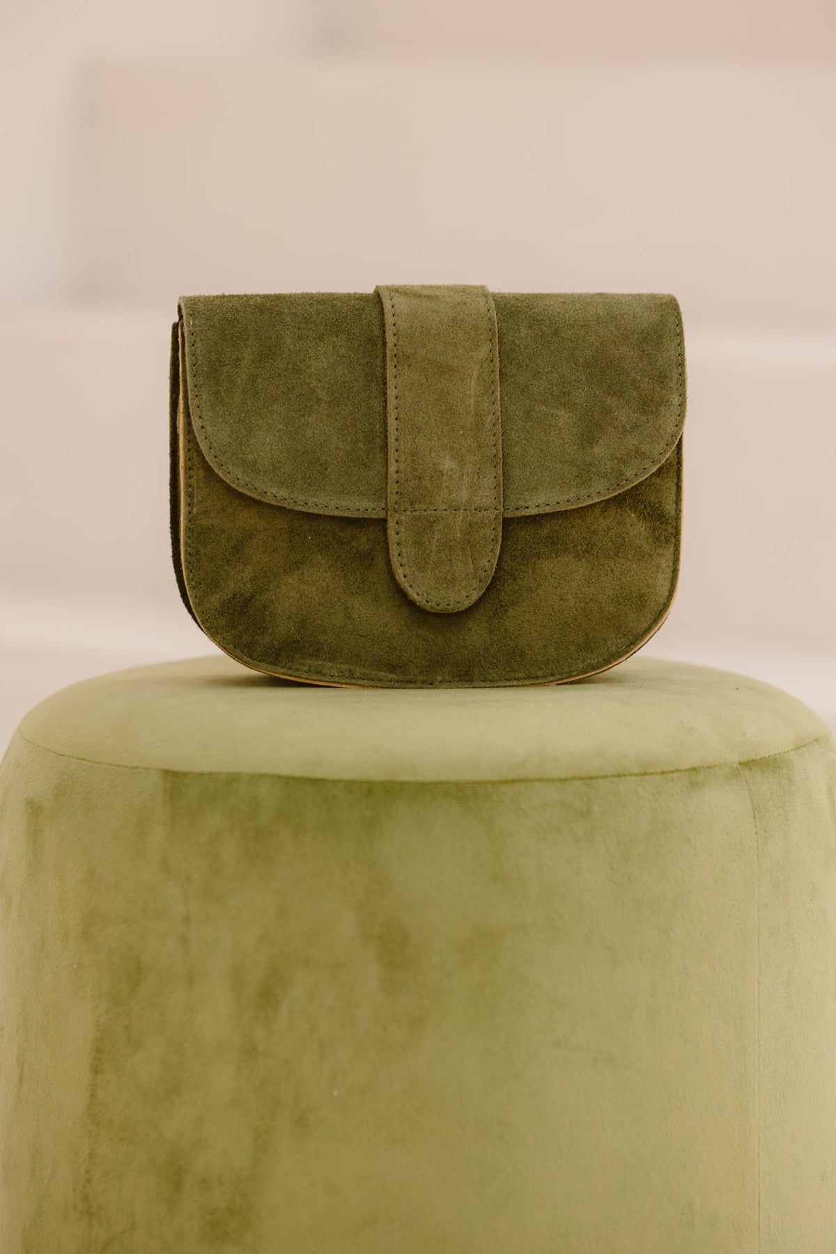 Tas Esdoorn suede olijfgroen - Bij Keesje - Bij Keesje