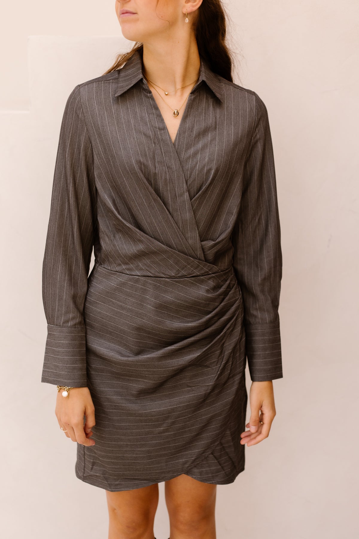 LyviaCC Wickelkleid Mittelgrau