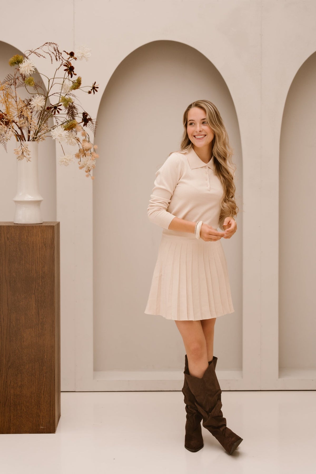 Britt plooi rok beige - Bij Keesje - Bij Keesje - rok