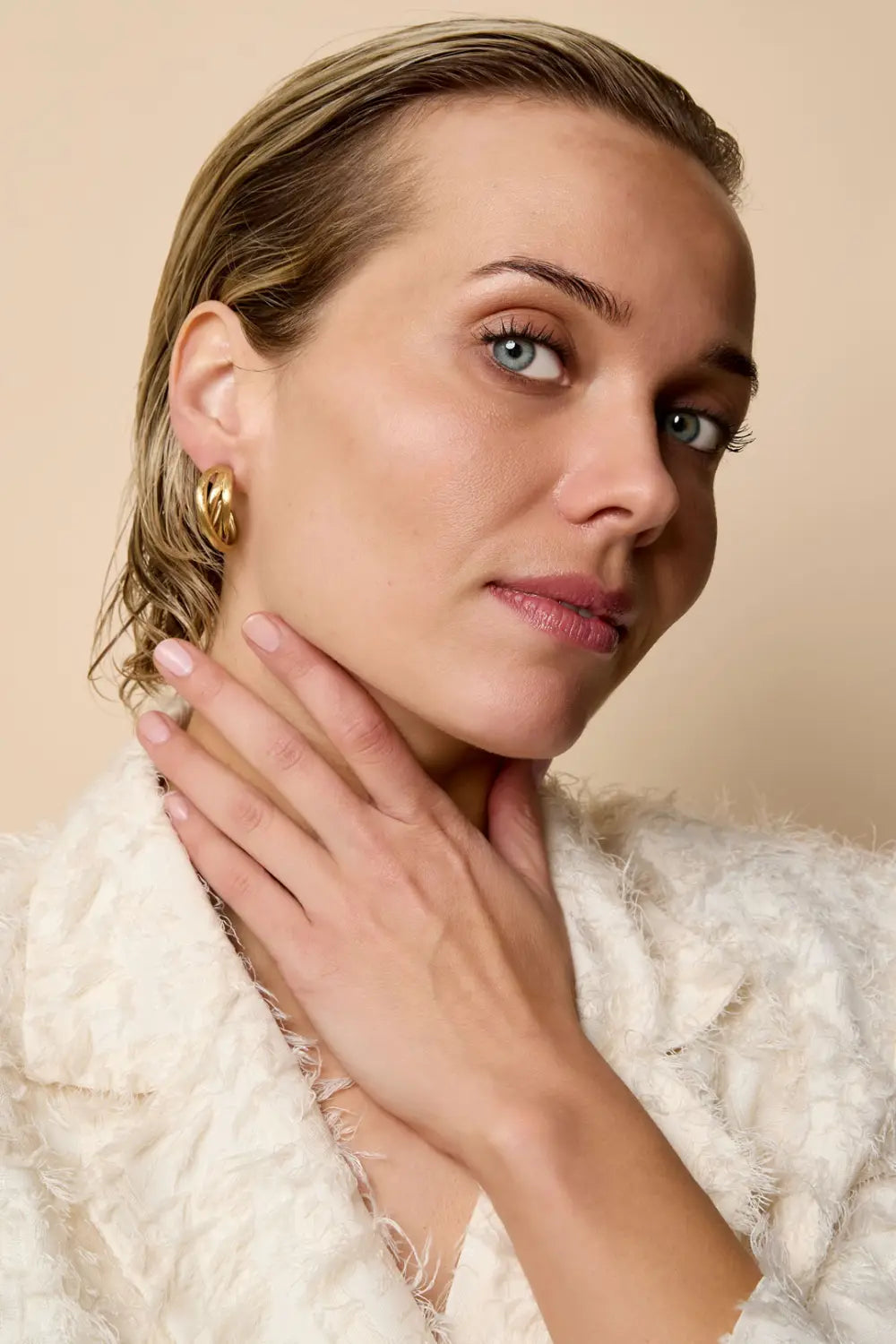 Oorbellen Simone lines gold