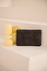Clutch black