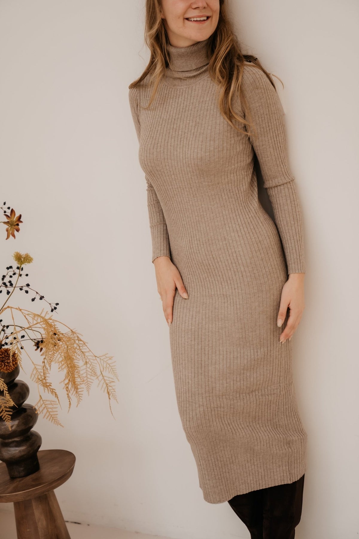 Esmee bodycon dress taupe - Bij Keesje - Bij Keesje - Jurk