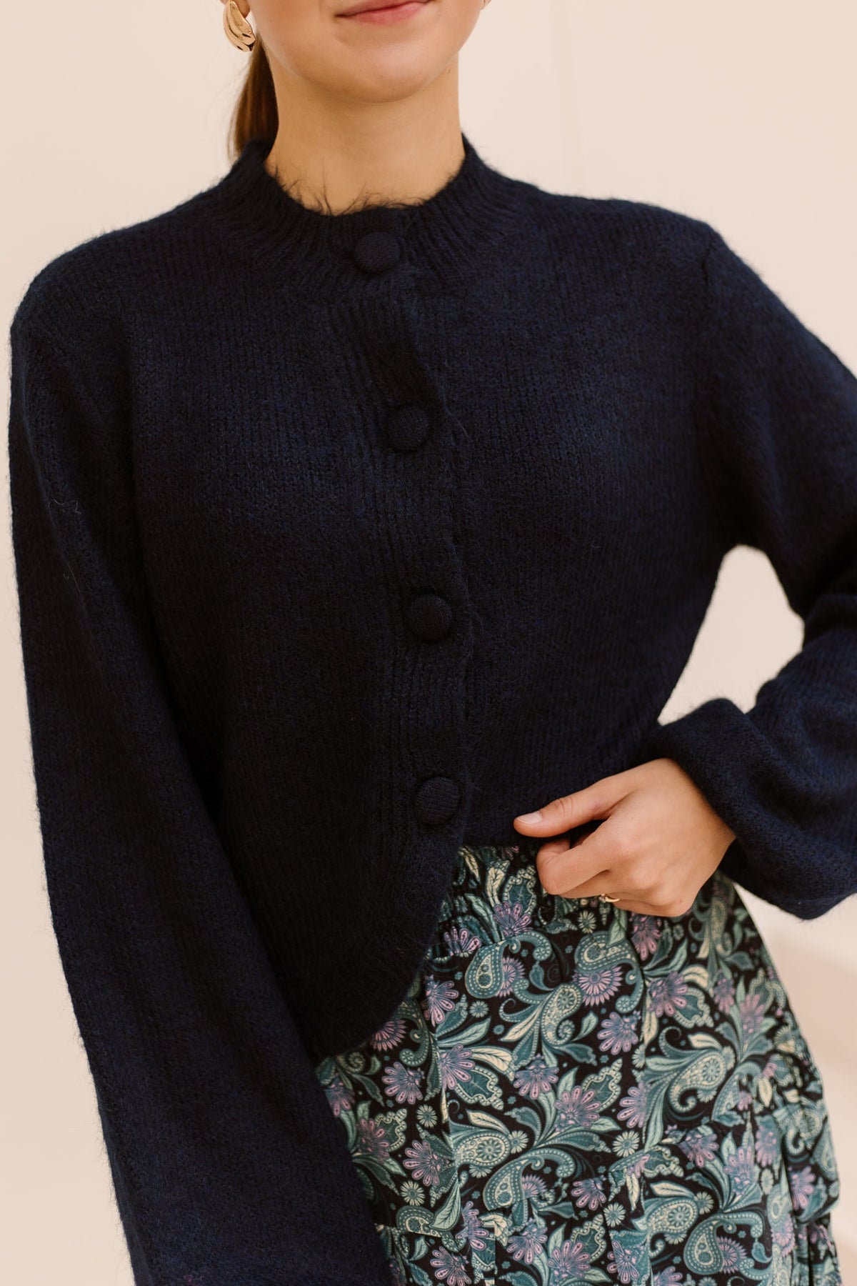 Gio fluffy knit cardigan - Navy - Bij Keesje - Neo Noir - Vest
