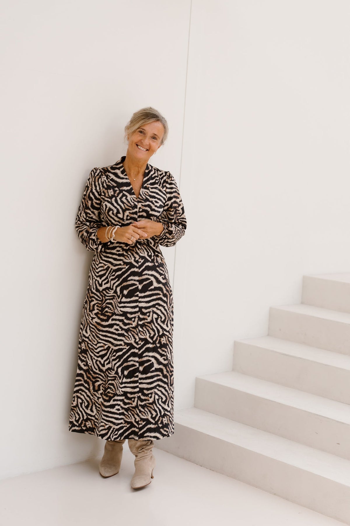 K-Design Maxi jurk met V Hals en Print D107 - Bij Keesje - K-design - Jurk