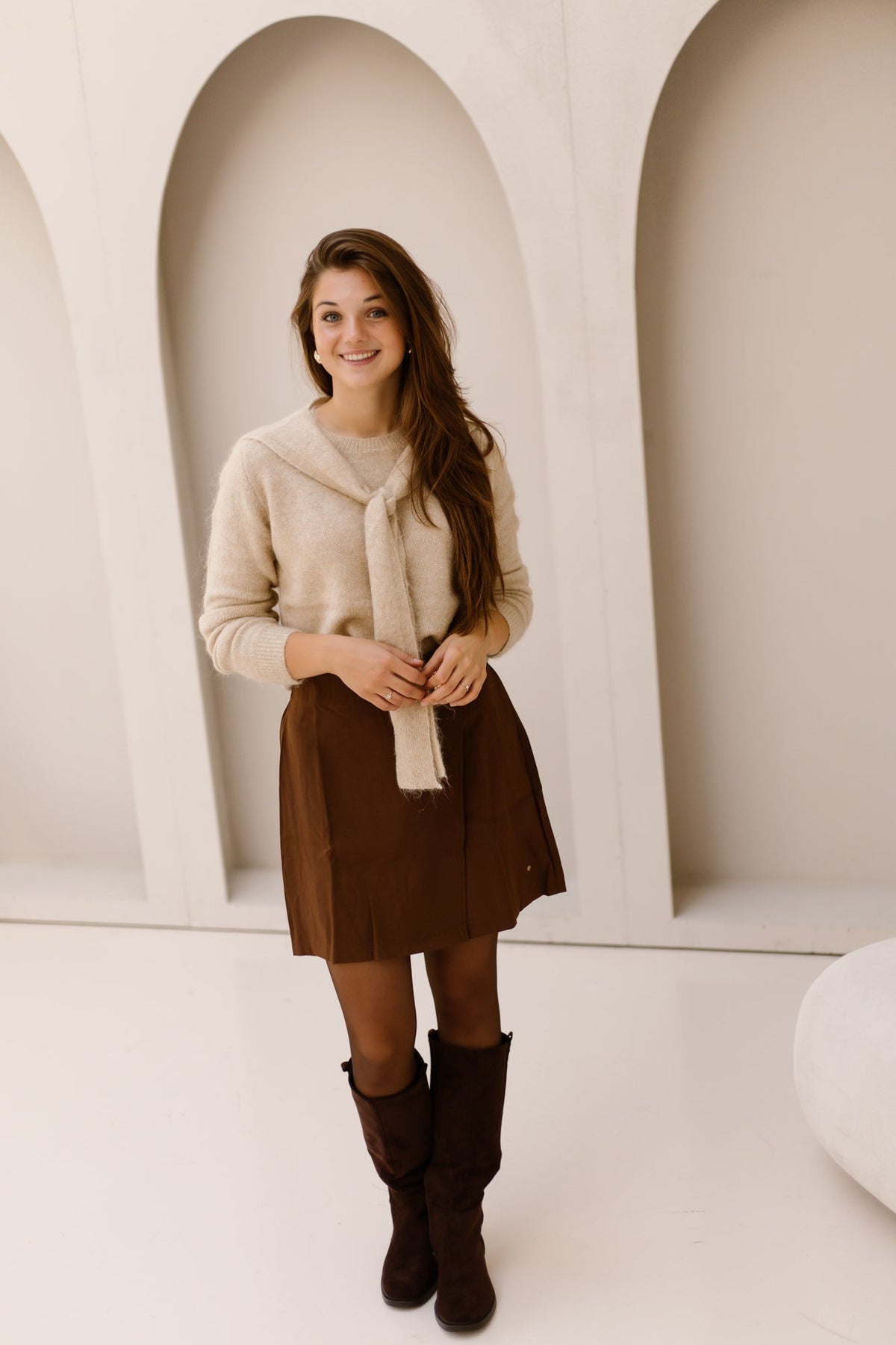 Klara Trui met Sjaaltje Beige - Bij Keesje - Bij Keesje - Trui