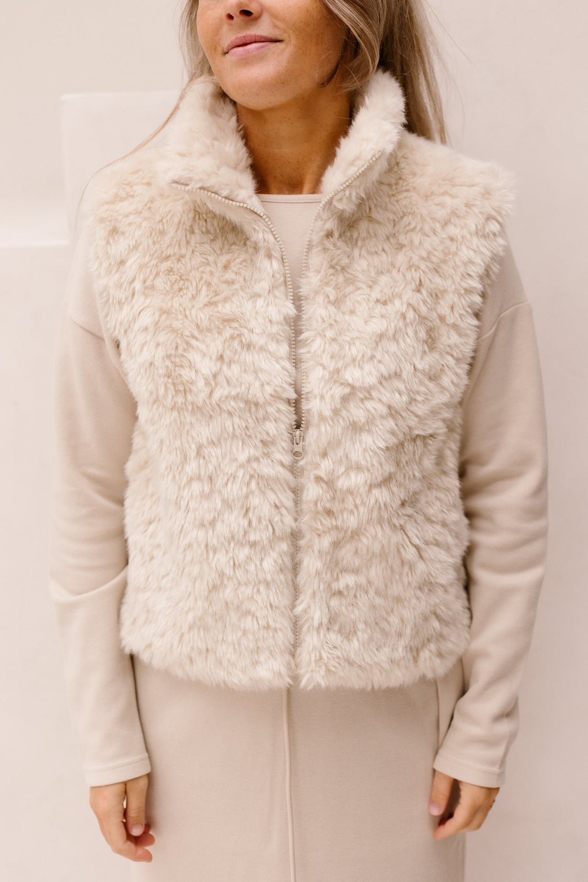 Laluna gilet sand - Bij Keesje - G-maxx - gilet