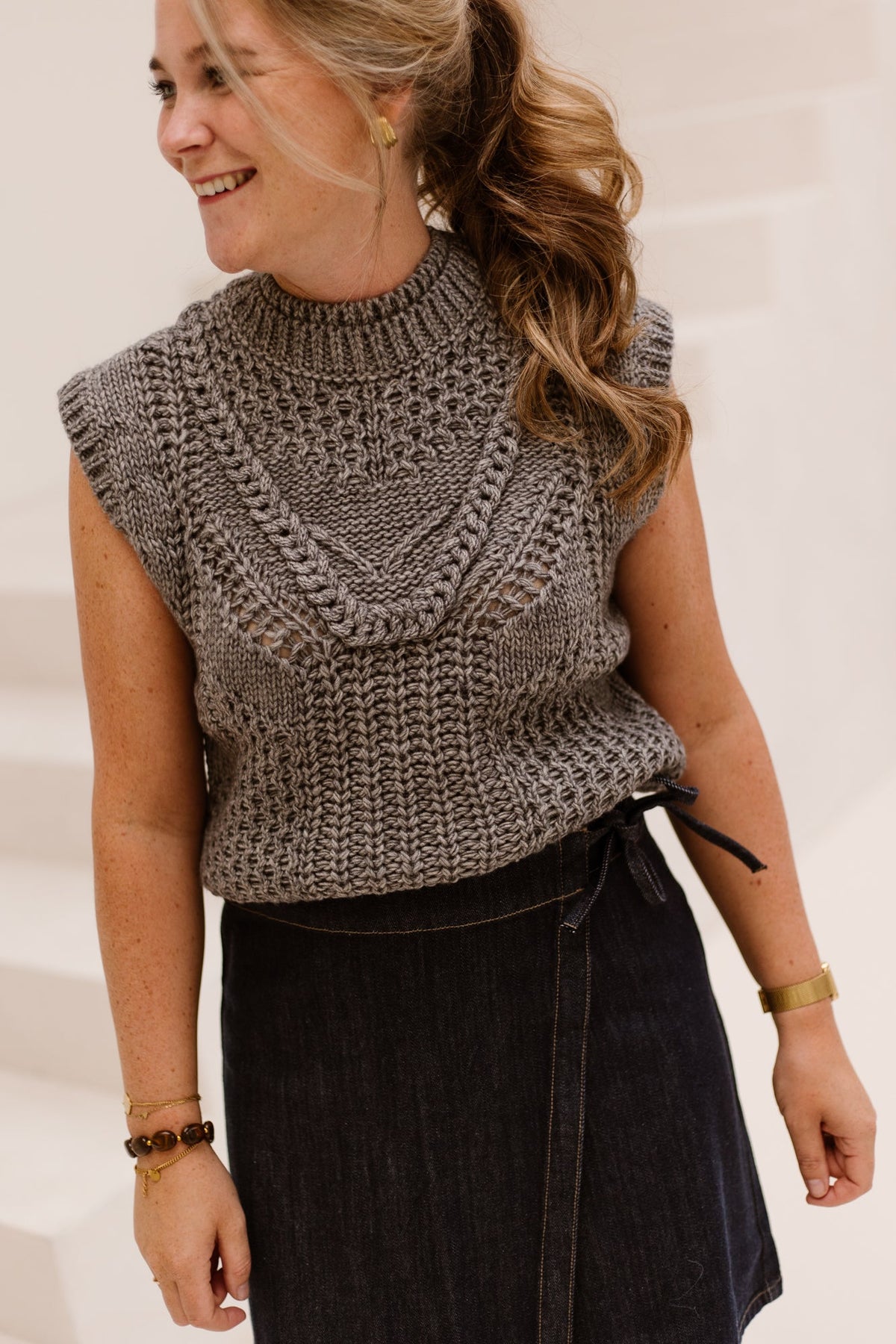 ObjHinna S/L Knit Vest Medium Grey Melange - Bij Keesje - Object - Spencer
