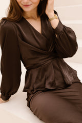 Schwere Satinbluse Rista in Rauchblau