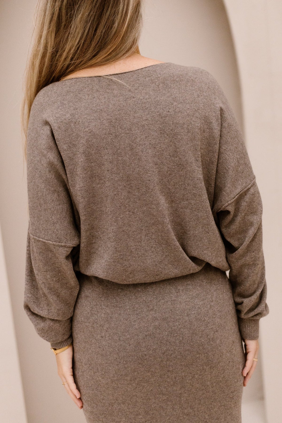 Sissi Sweater Taupe - Bij Keesje - Teatro - Trui