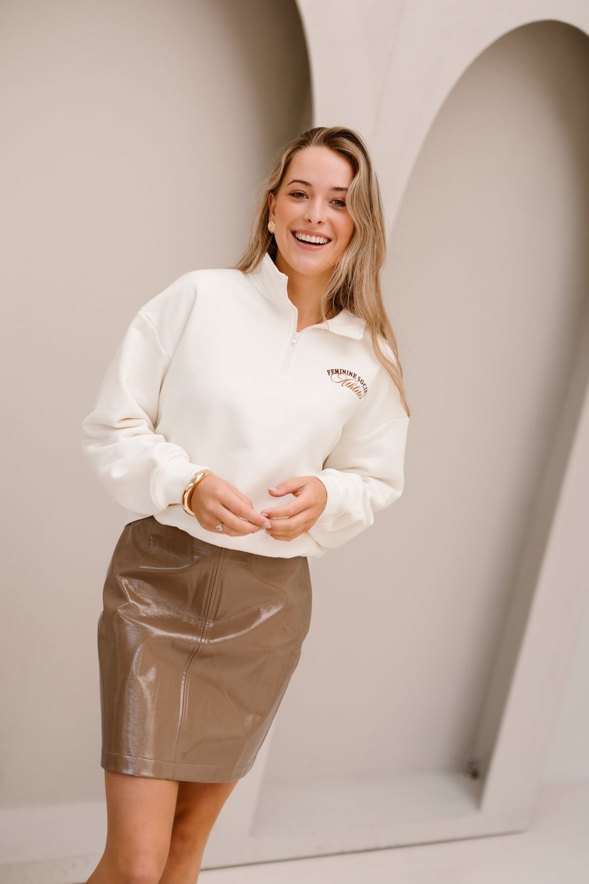 Sweater Feminine Society Ecru - Bij Keesje - YDENCE - Trui
