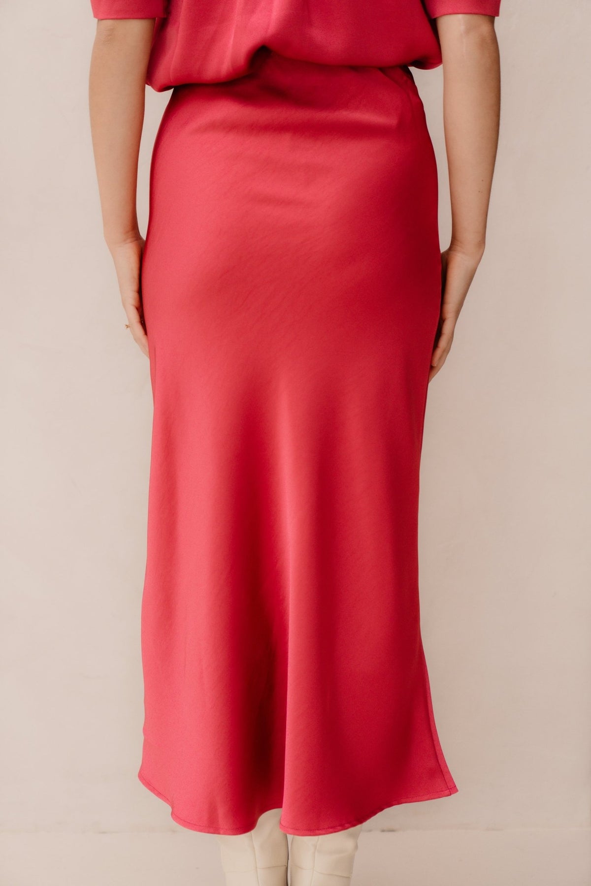 Vicky heavy sateen skirt cherry pink - Bij Keesje - Neo Noir - rok