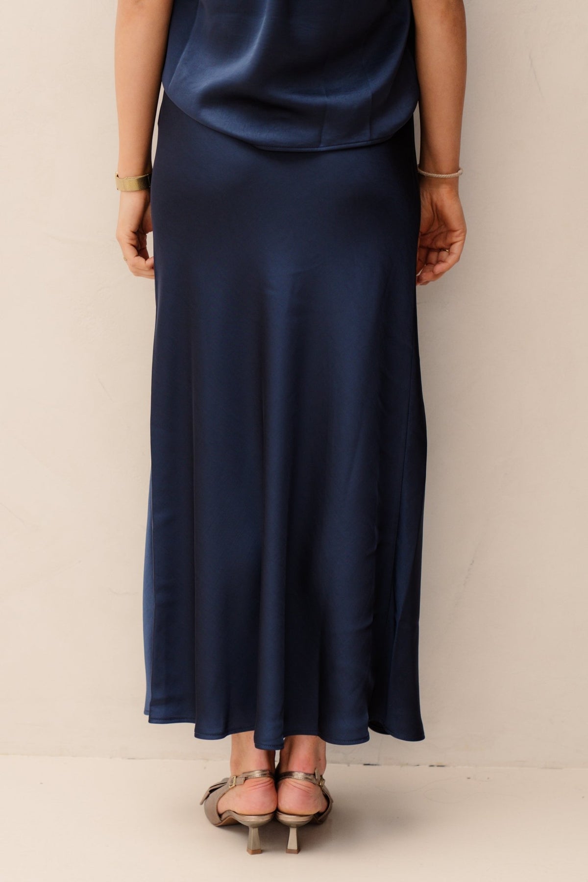 Vicky heavy sateen skirt midnight blue - Bij Keesje - Neo Noir - rok